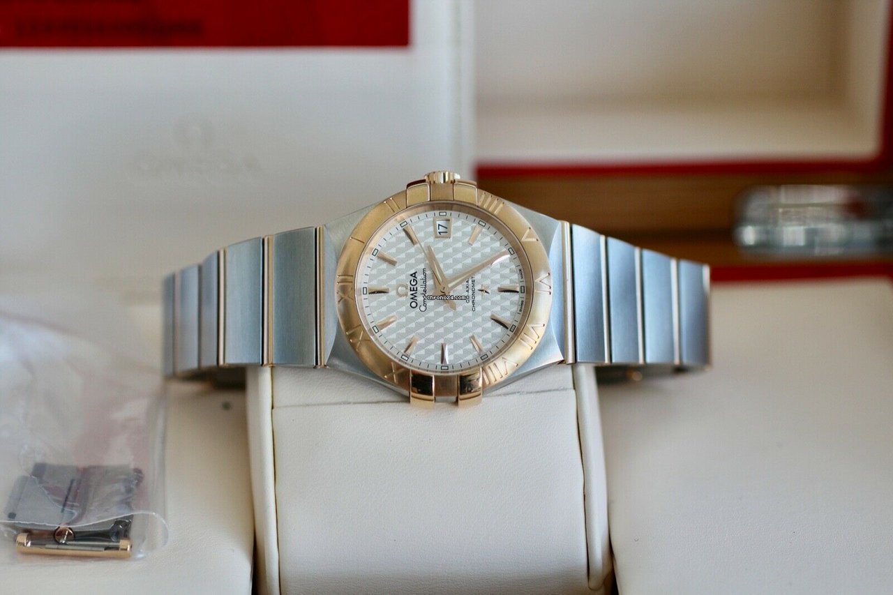 IMG_9081 Omega Constellation Ladies Mens watch Unisex Automatic Gold Steel 123.20.35.20.02.005 Replica 4