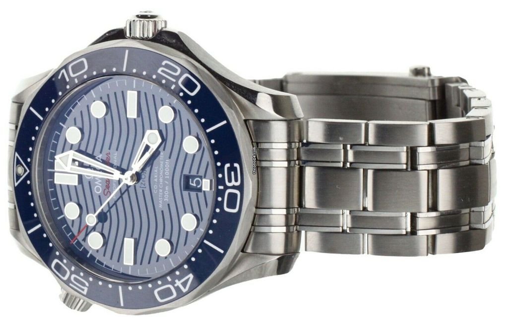 Omega Seamaster Diver 300 M Mens watch Unisex Automatic Steel 21030422003001 Replica 4