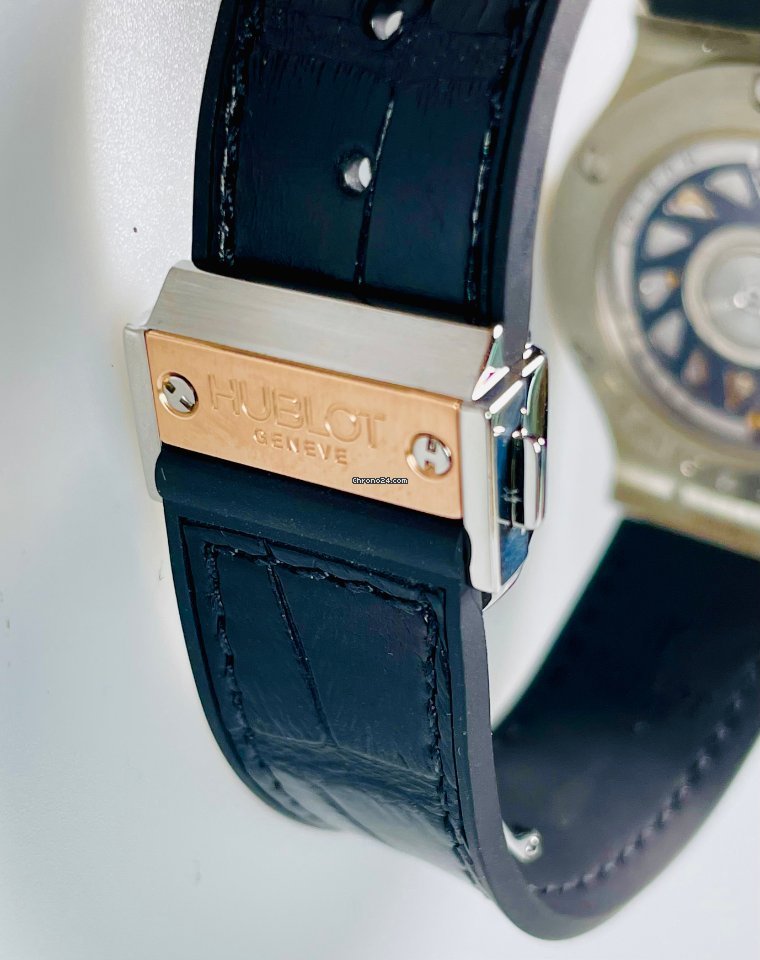 Hublot Classic Fusion 45, 42, 38, 33 mm Womens watch Automatic Titanium 565.ZP.1180.LR Replica 4