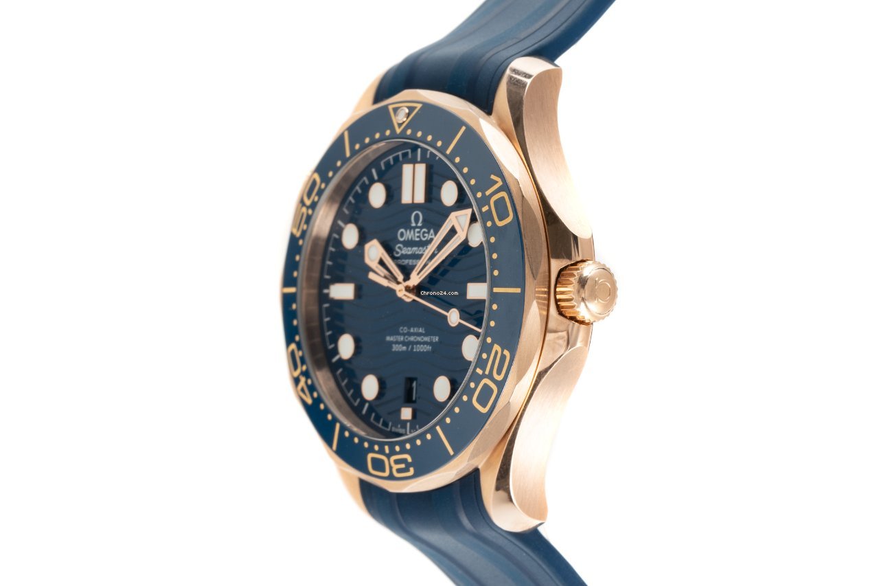 IMG_9081 Omega Seamaster Diver 300 M Mens watch Unisex Automatic Red gold 210.62.42.20.03.001 Replica 4