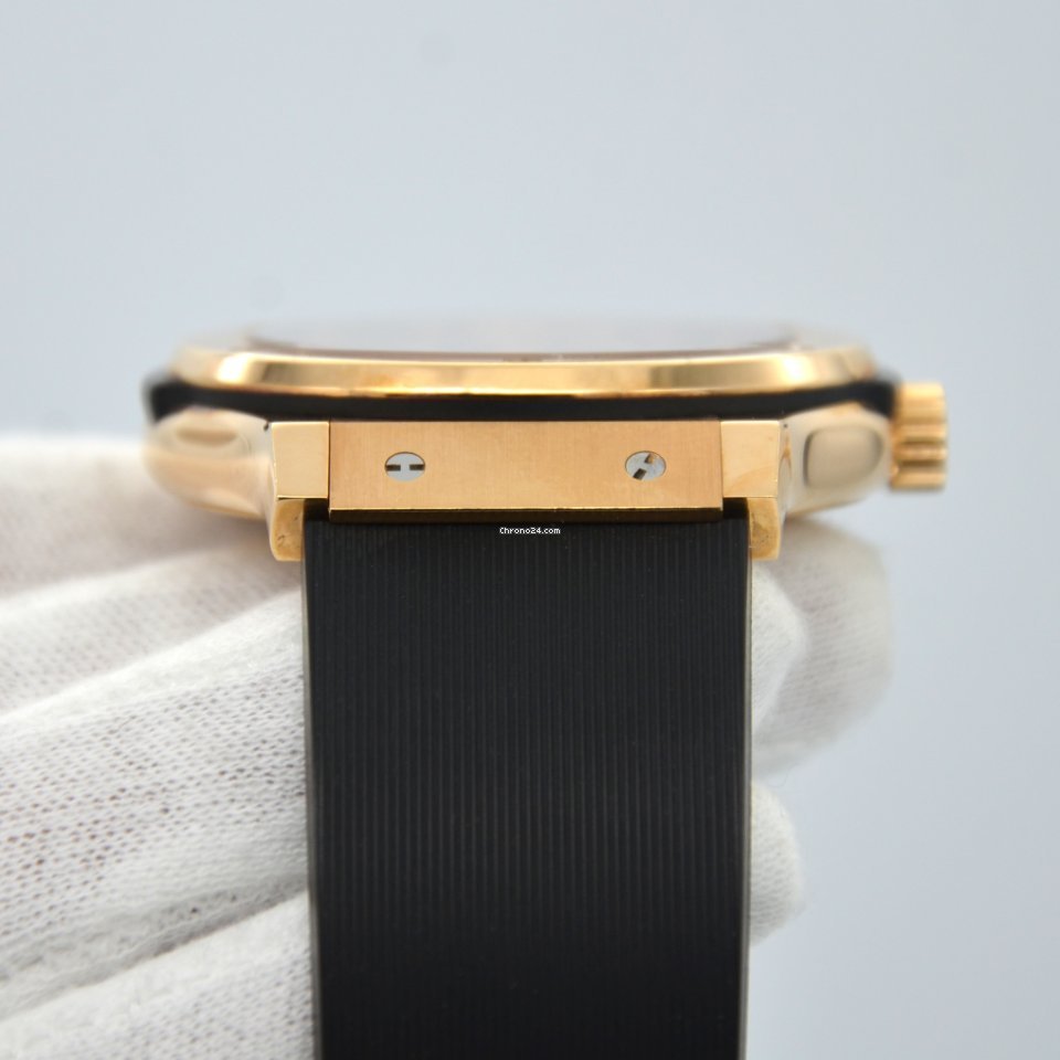 IMG_9081 Hublot Classic Fusion 45, 42, 38, 33 mm Mens watch Unisex Automatic Rose gold 511.px.1180.rx Replica 4