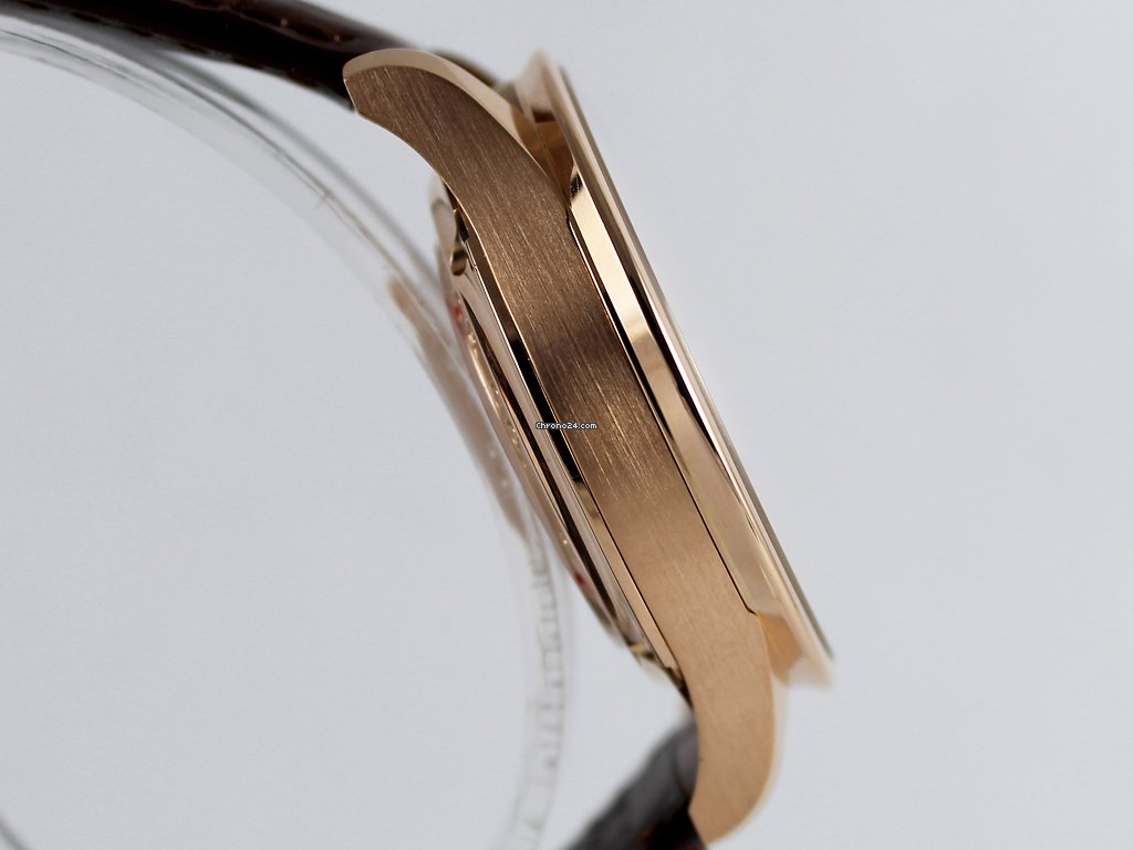 IMG_9081 IWC Portuguese Chronograph Mens watch Unisex Automatic Rose gold IW371402 Replica 4