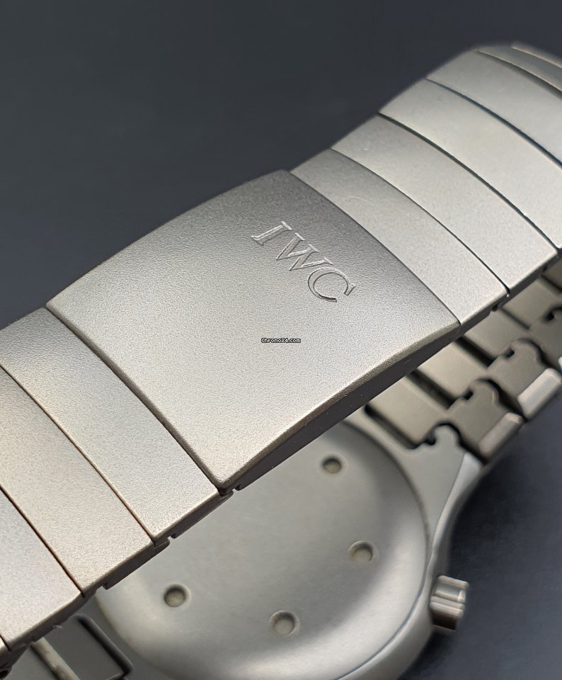 IMG_9081 IWC Porsche Design Womens watch Automatic Titanium IW3503 Replica 4