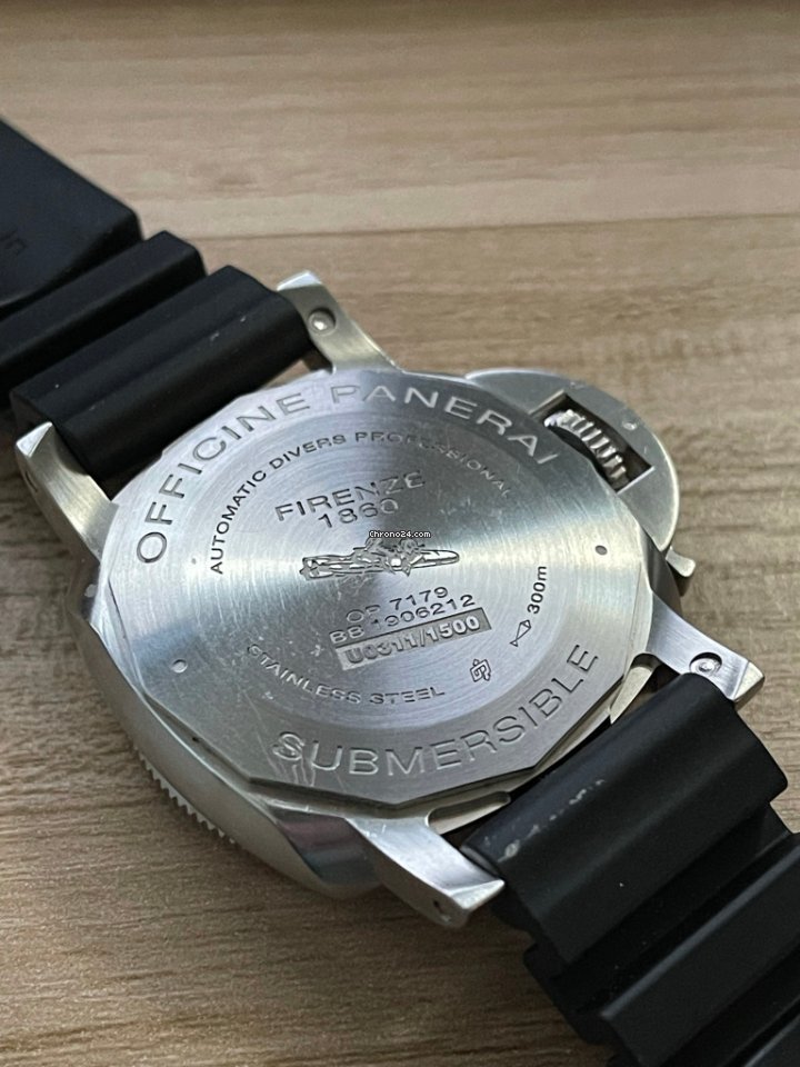 IMG_9081 Panerai Luminor Submersible 1950 3 Days Automatic Mens watch Unisex Automatic Steel PAM 00682 Replica 4