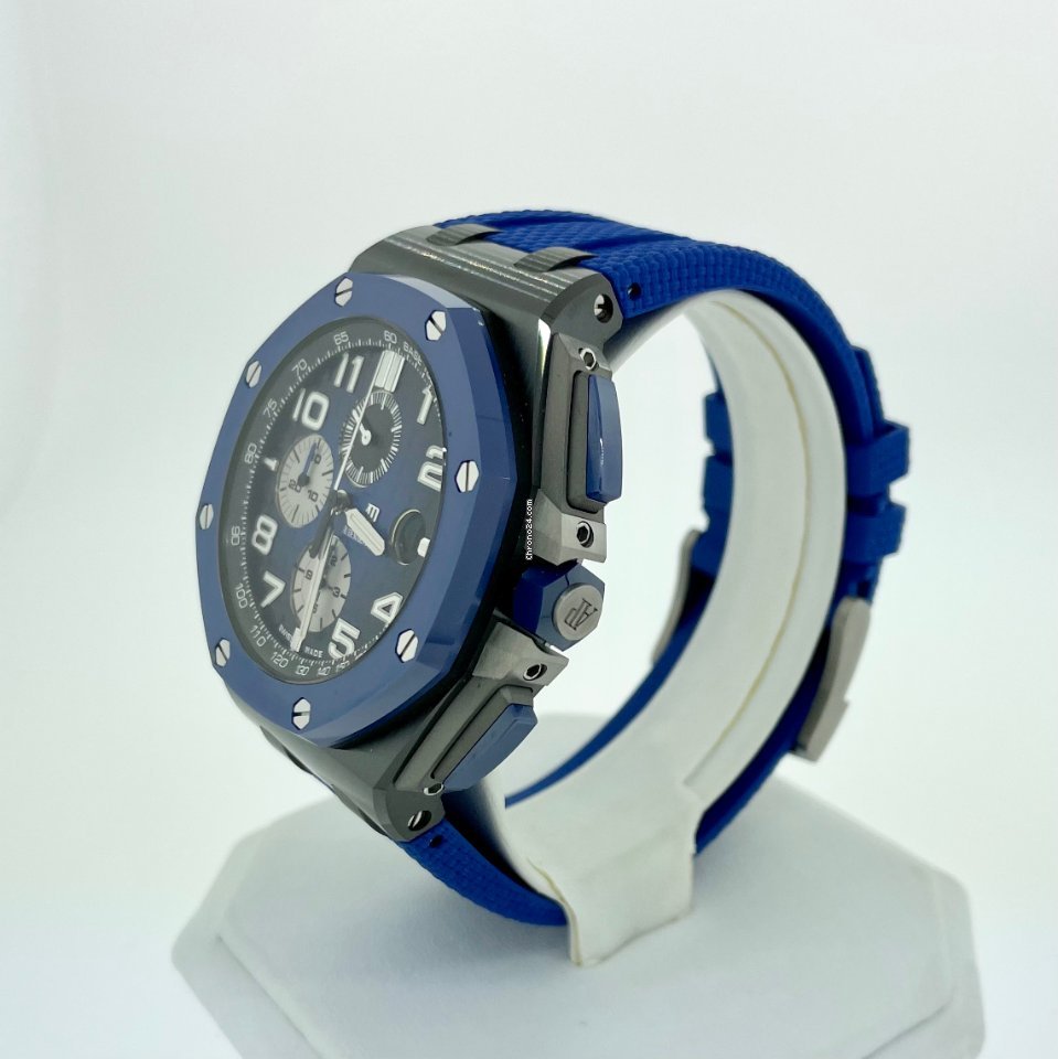 IMG_9081 Audemars Piguet Royal Oak Offshore Chronograph Mens watch Unisex Automatic Ceramic 26405CE.OO.A030CA.01 Replica 4