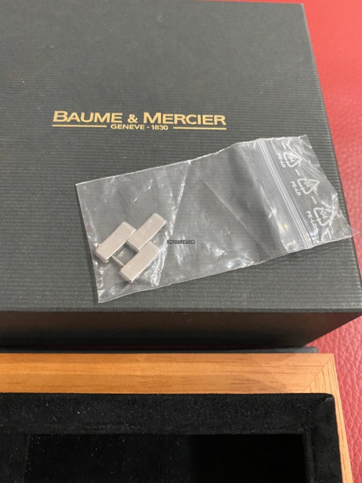 IMG_9081 Baume & Mercier Linea Womens watch Quartz Steel M0A10138 Replica 4