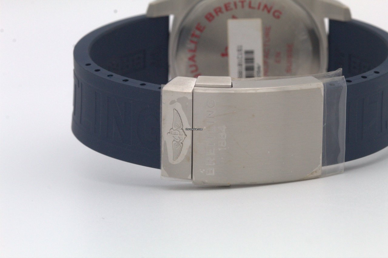 IMG_9081 Breitling Chronomat Colt Mens watch Unisex Automatic Steel A17388101C1S1 Replica 4