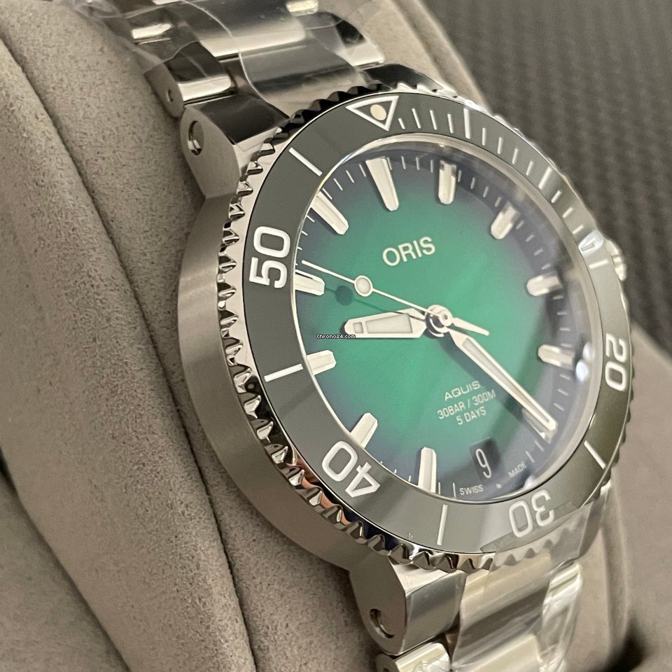 Oris Aquis Date Mens watch Unisex Automatic Steel 01 400 7769 4157 07 8 22 09PEB Replica 4
