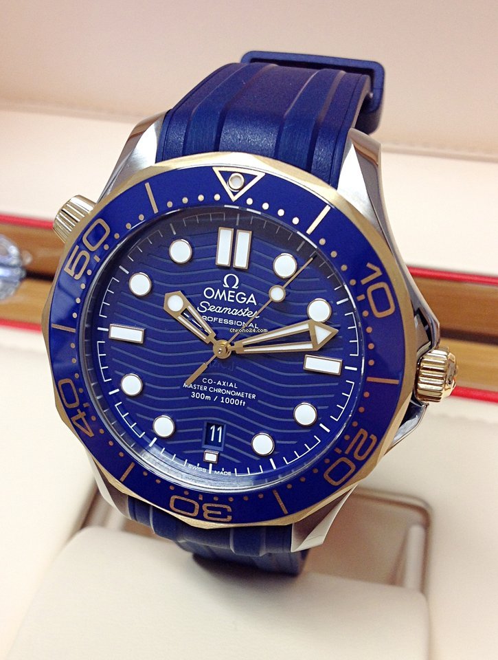 IMG_9081 Omega Seamaster Diver 300 M Mens watch Unisex Automatic Gold Steel 210.22.42.20.03.001 Replica 4