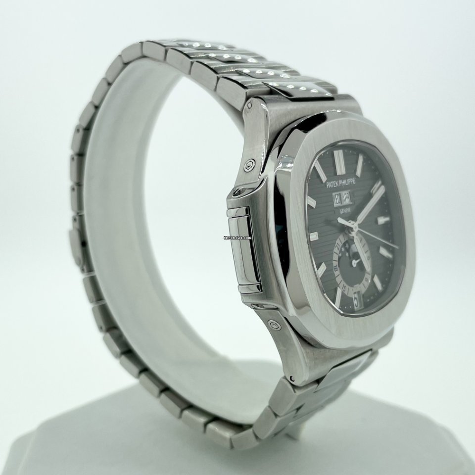 Patek Philippe Nautilus Mens watch Unisex Automatic Steel 5726 1A Replica 4