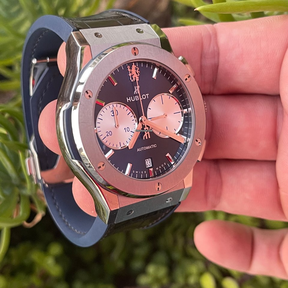 IMG_9081 Hublot Classic Fusion Chronograph Mens watch Unisex Automatic Titanium 521.NX.7119.LR.CFC16 Replica 4