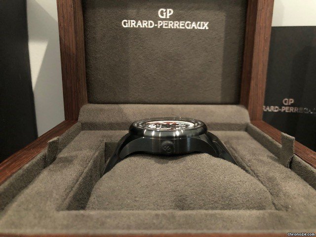 Girard Perregaux WW.TC Automatic Ceramic 49820-32-611-FK6A Replica 4