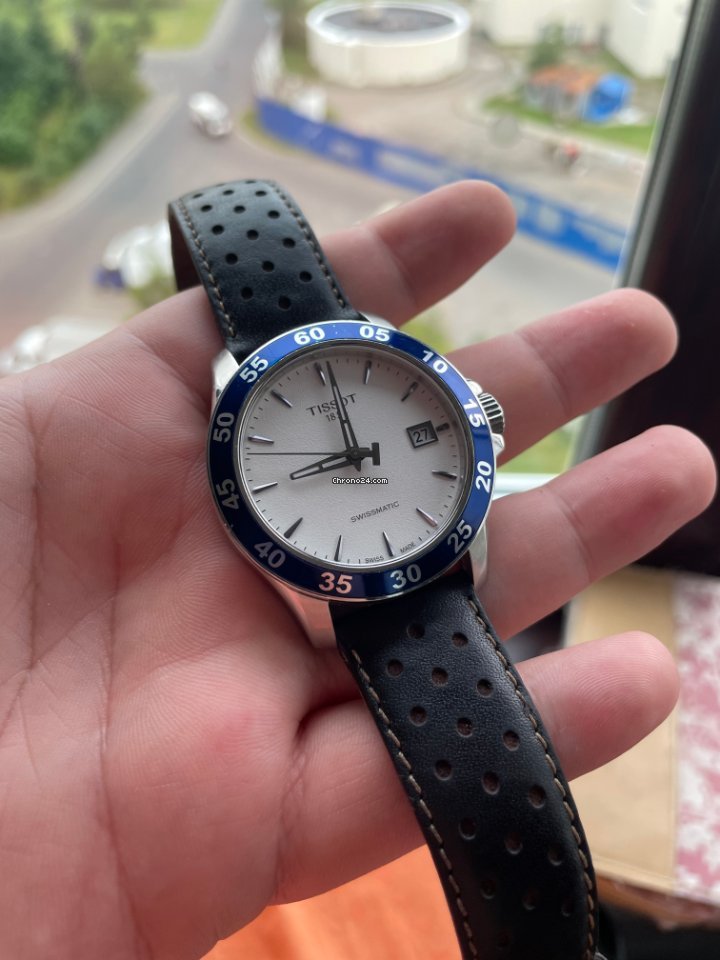 Tissot V8 Mens watch Unisex Automatic Steel T106.407.26.031.00 Replica 4