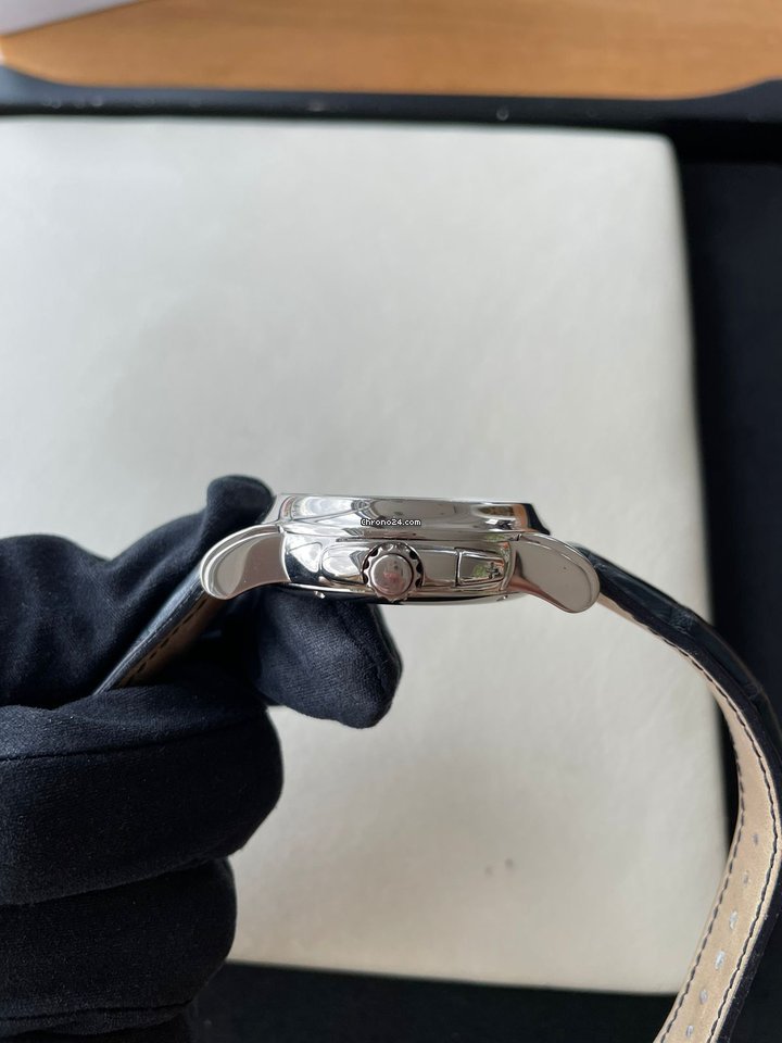 IMG_9081 Ulysse Nardin Sonata Mens watch Unisex Automatic White gold 660-88 Replica 4