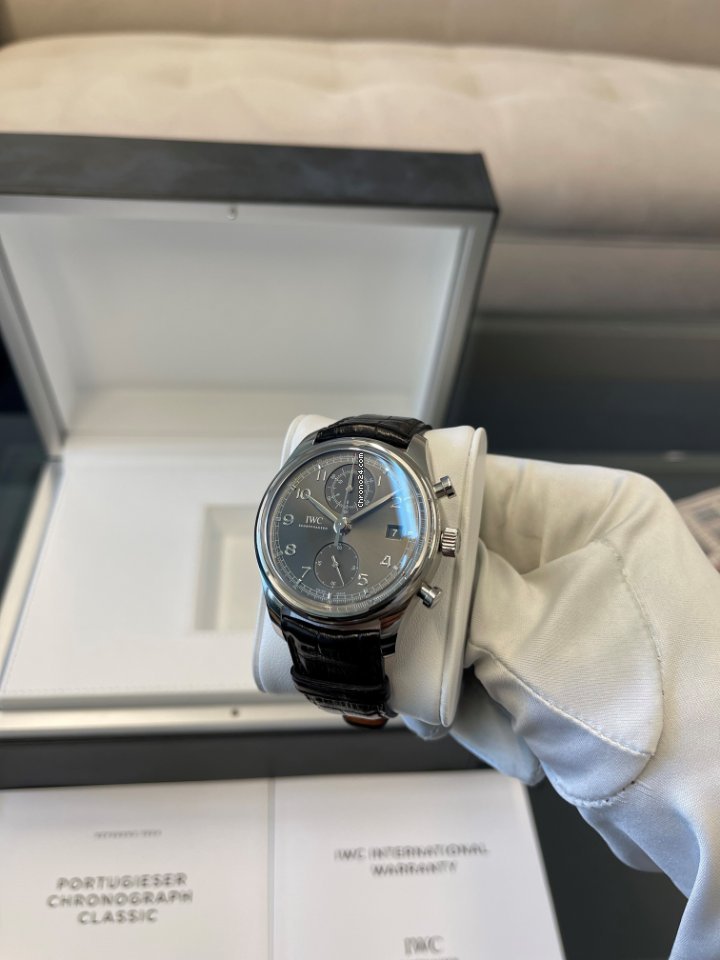 IMG_9081 IWC Portuguese Chronograph Mens watch Unisex Automatic Steel IW390404 Replica 4