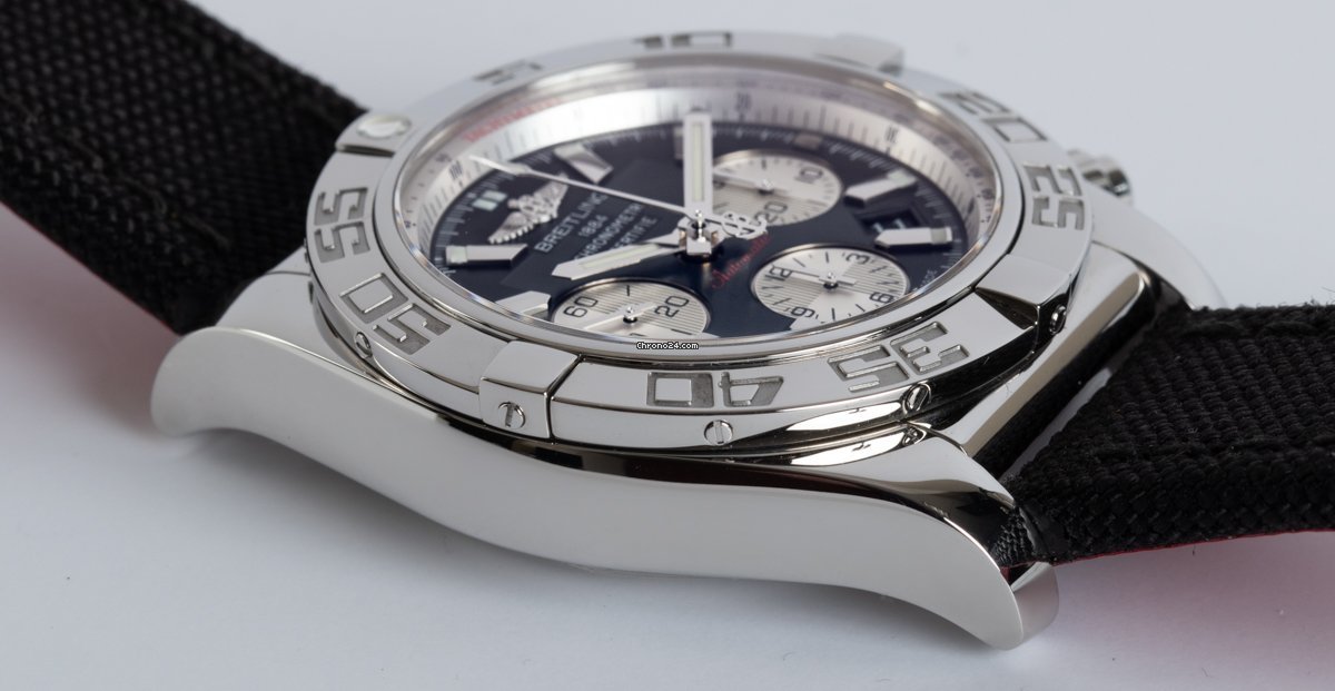Breitling Chronomat 44 Mens watch Unisex Automatic Steel AB011012 B967 Replica 4