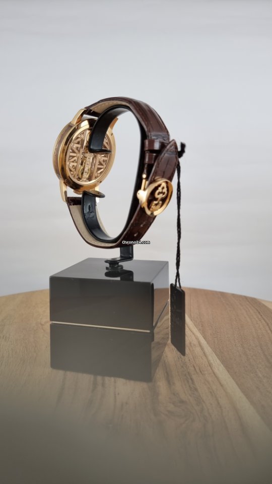 Corum Mens watch Unisex Manual winding Rose gold B113 03010-113.900.55 0F02 GG55R Replica 4