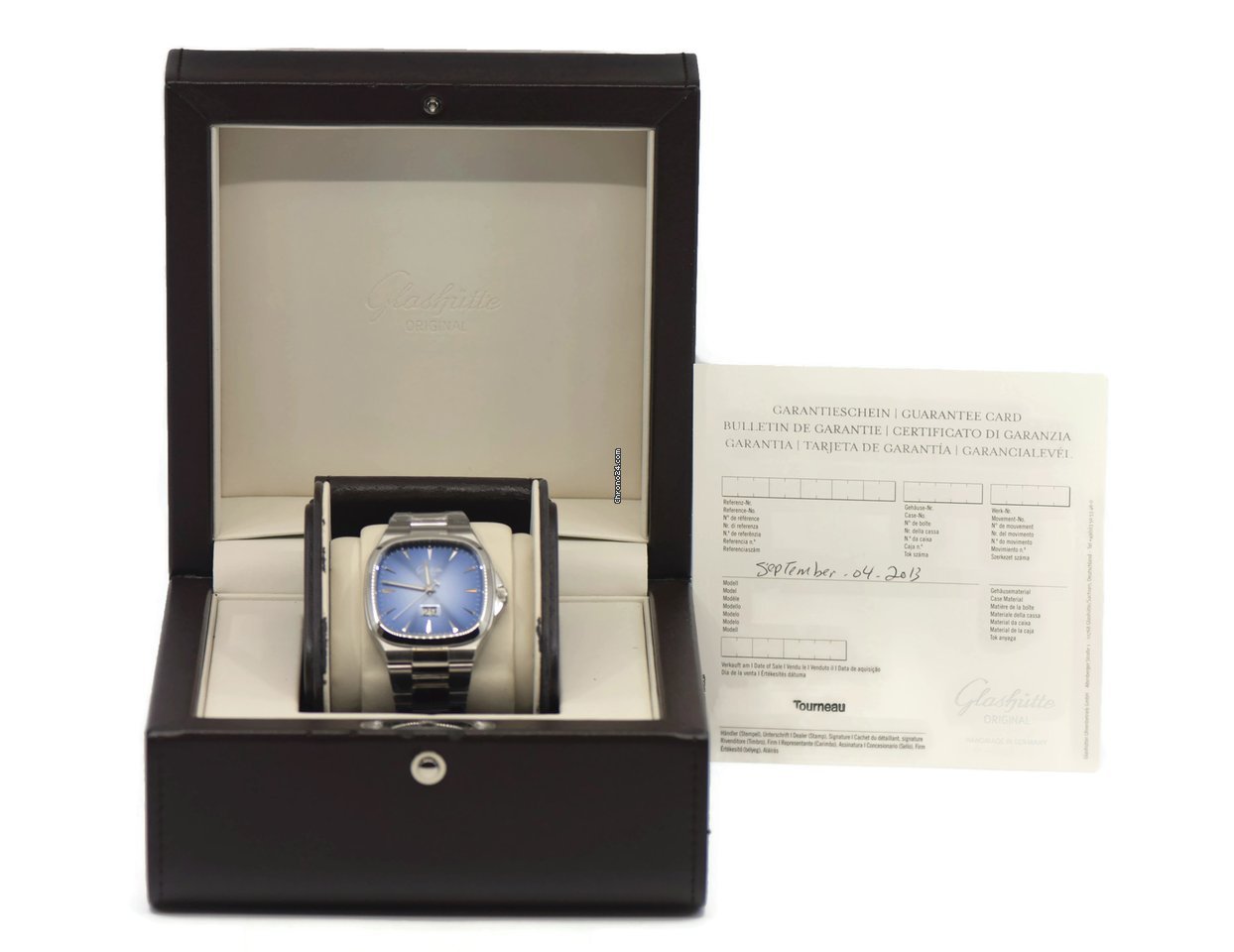 IMG_9081 Glashutte Original Seventies Panorama Date Steel 39-47-13-12-14 Replica 4