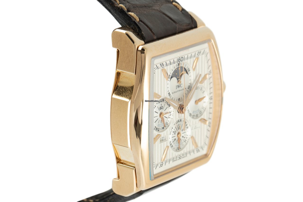 IMG_9081 IWC Da Vinci Perpetual Calendar Mens watch Unisex Automatic Yellow gold 3762 Replica 4