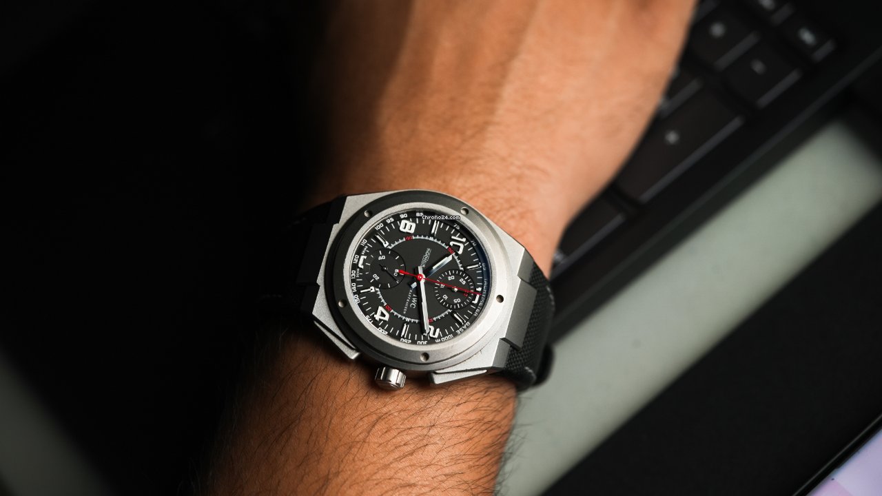 IMG_9081 IWC Ingenieur AMG Mens watch Unisex Automatic Titanium IW372503 Replica 4