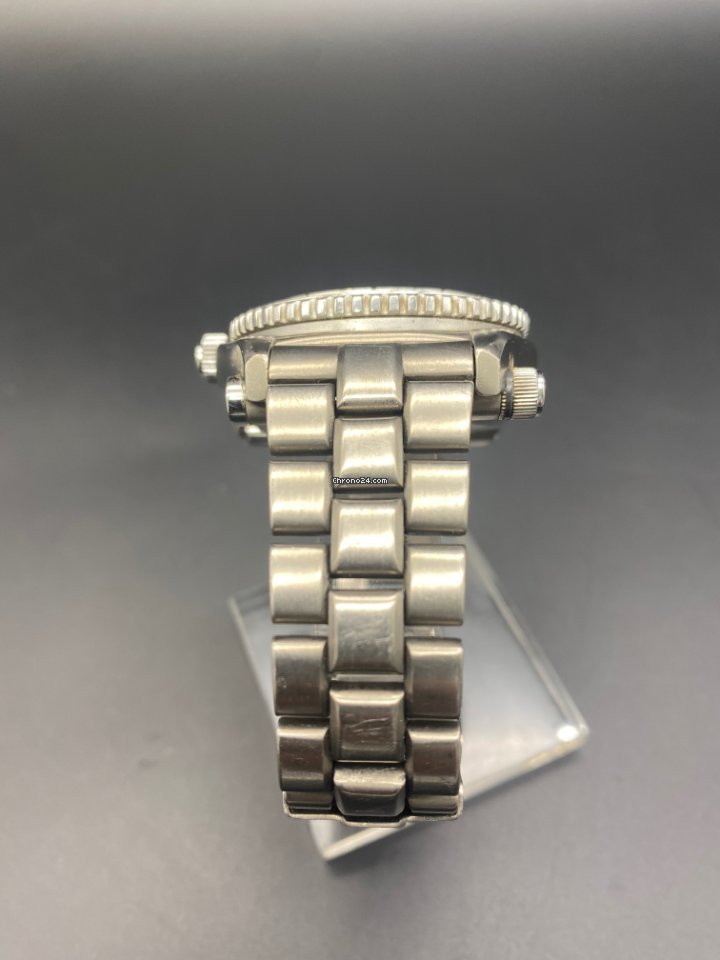 IMG_9081 Breitling Emergency Mens watch Unisex Titanium E56121 Replica 4