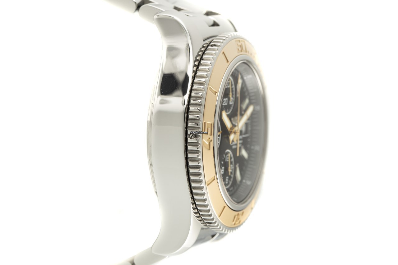 IMG_9081 Breitling Superocean Chronograph II Mens watch Unisex Automatic Gold Steel C13341 Replica 4