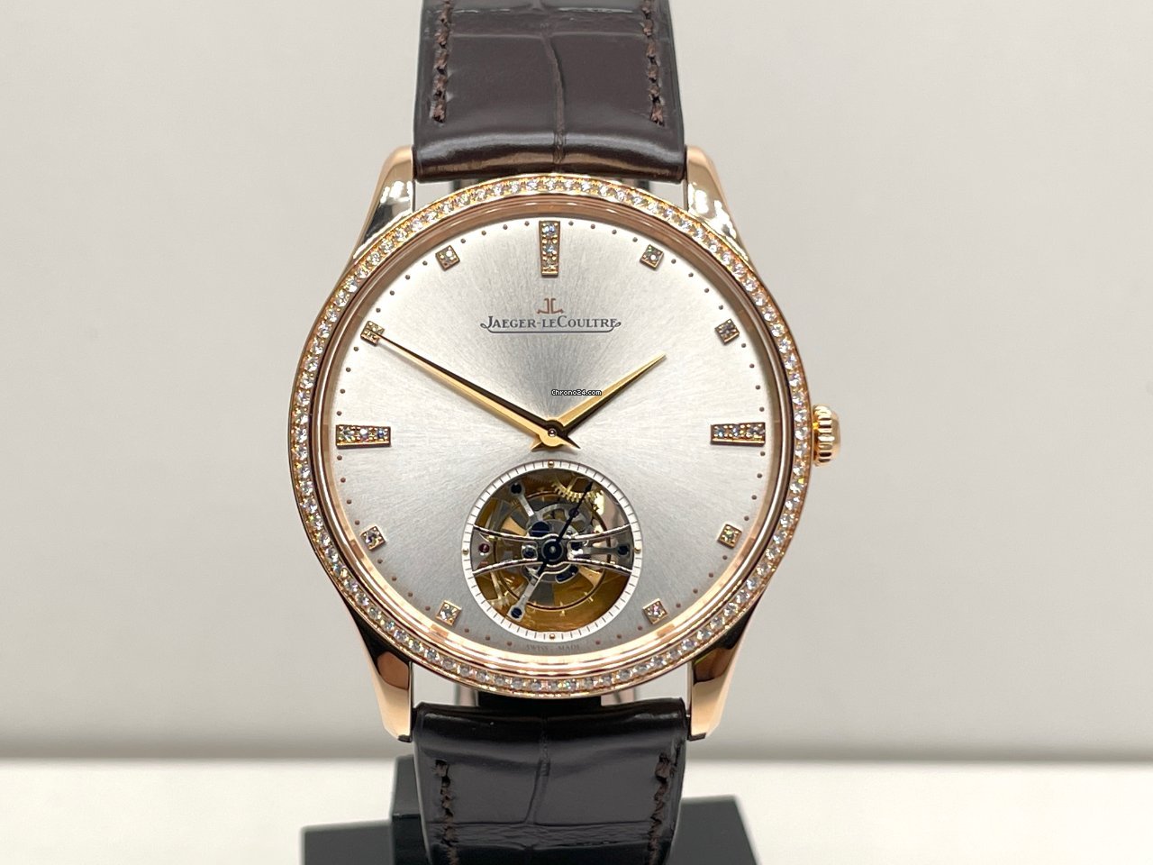 Jaeger-LeCoultre Master Ultra Thin Tourbillion Automatic Rose gold Q1322401 Replica 4