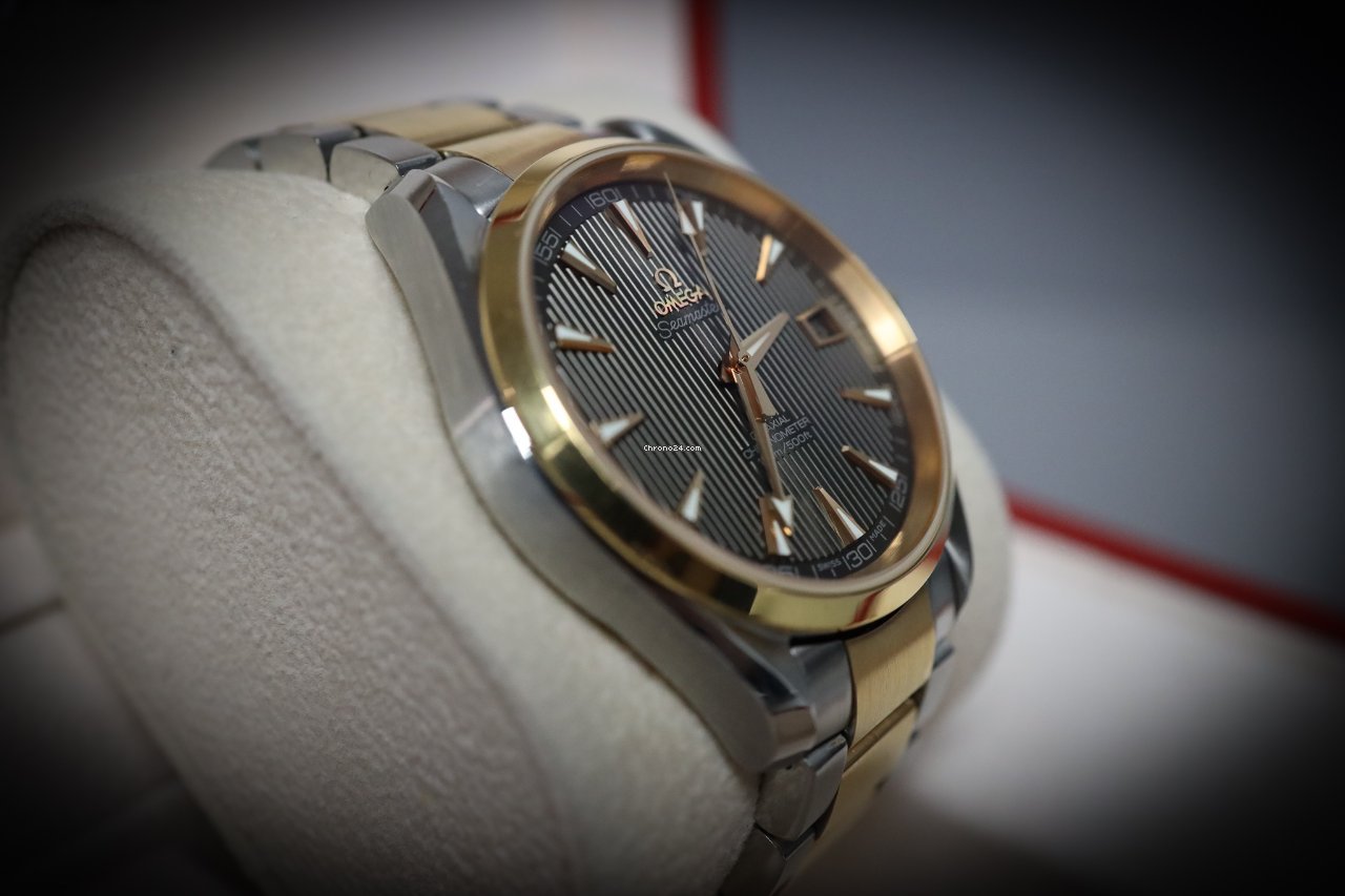 Omega Seamaster Aqua Terra Mens watch Unisex Automatic Gold Steel 231.20.42.21.06.001 Replica 4