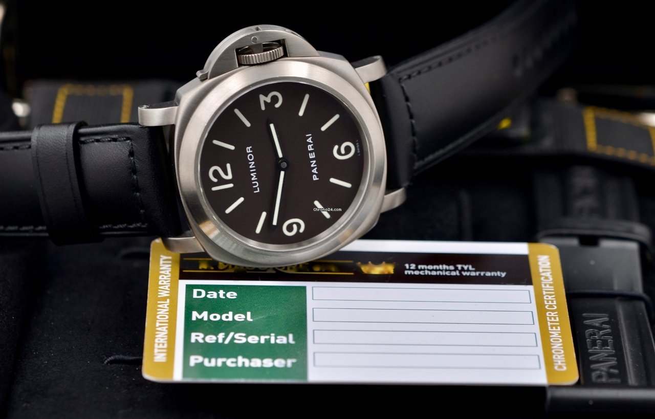 Panerai Luminor Base Mens watch Unisex Manual winding Titanium PAM 00055 Replica 4