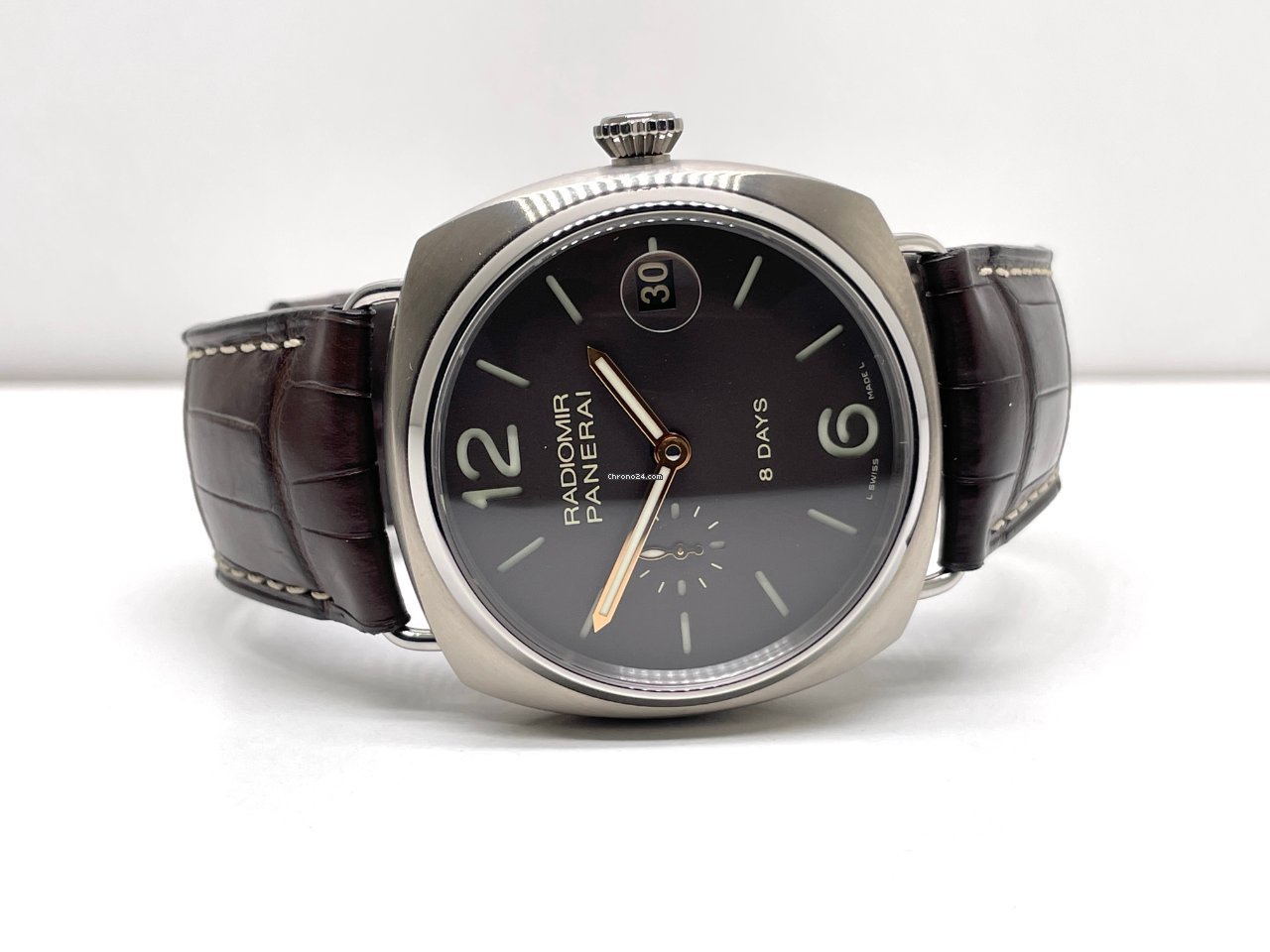 Panerai Radiomir 8 Days Manual winding Titanium PAM00346 Replica 4