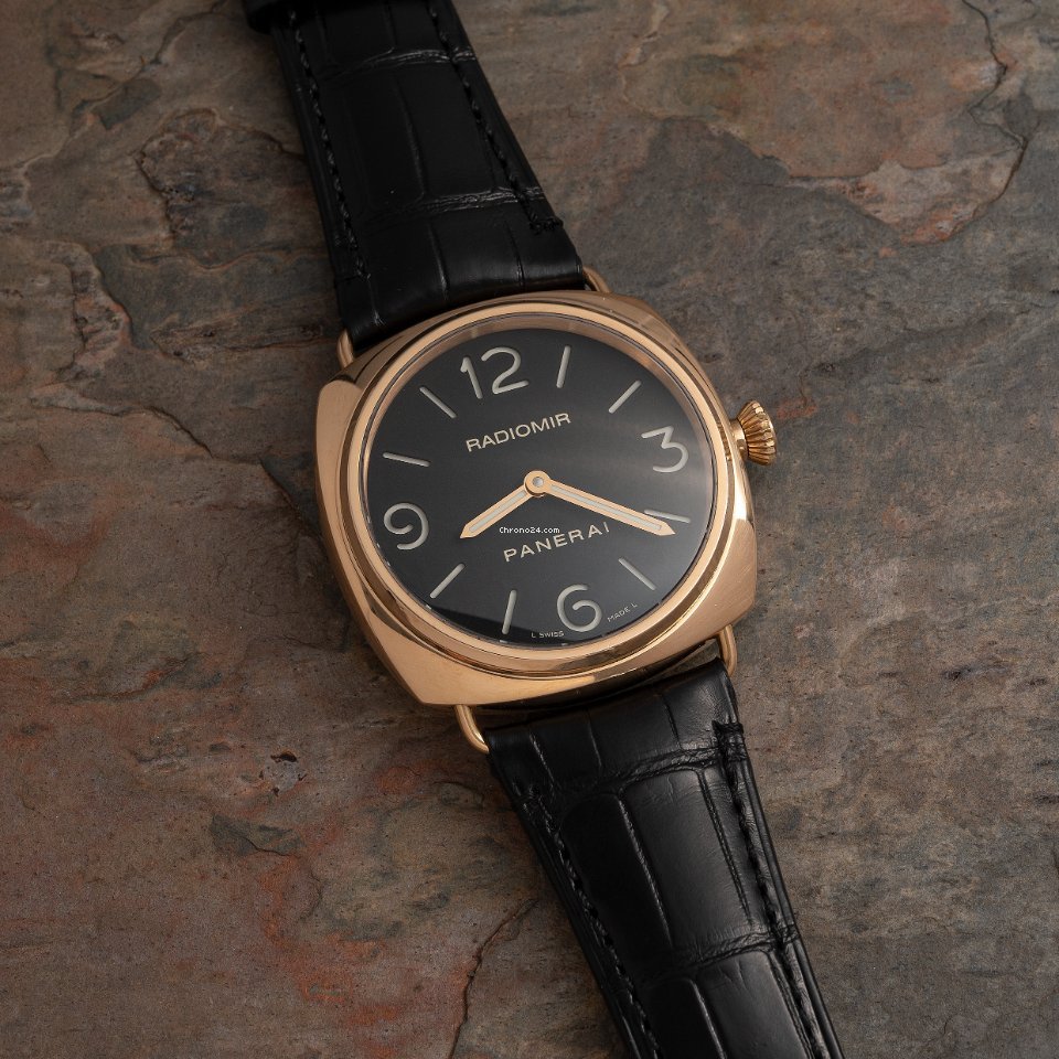 IMG_9081 Panerai Radiomir Mens watch Unisex Manual winding Rose gold PAM 00231 Replica 4