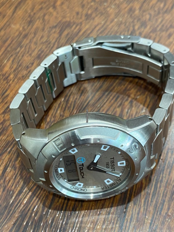 IMG_9081 Tissot T-Touch II Mens watch Unisex Quartz Steel T0472204611600 Replica 4
