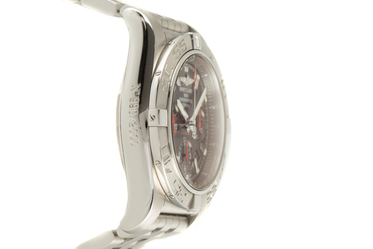 IMG_9081 Breitling Chronomat 44 Mens watch Unisex Automatic Steel AB0111 Replica 4