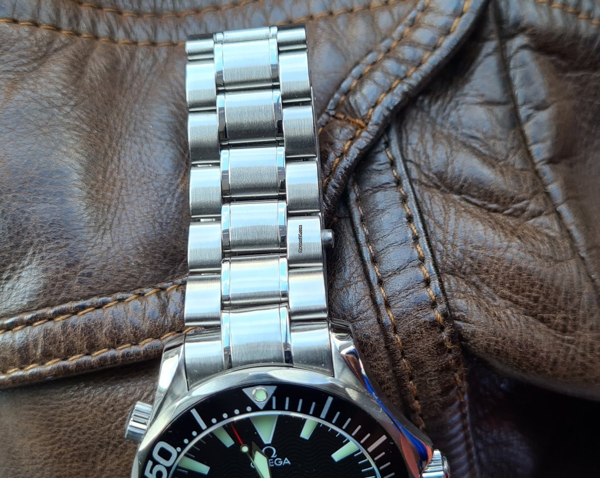 IMG_9081 Omega Seamaster Diver 300 M Mens watch Unisex Quartz Steel 226450 Replica 4
