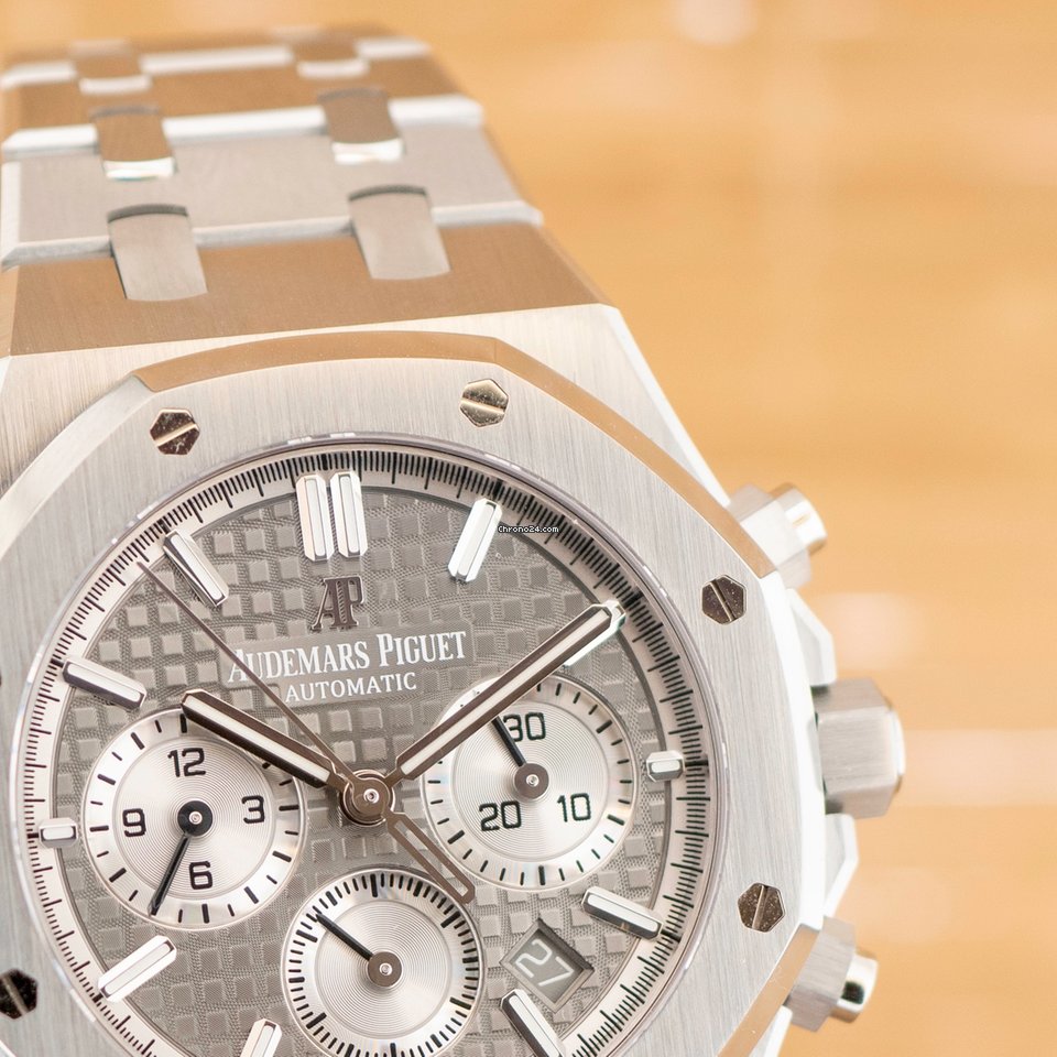 IMG_9081 Audemars Piguet Royal Oak Chronograph Mens watch Unisex Automatic Steel 26315ST.OO.1256ST.02 Replica 4