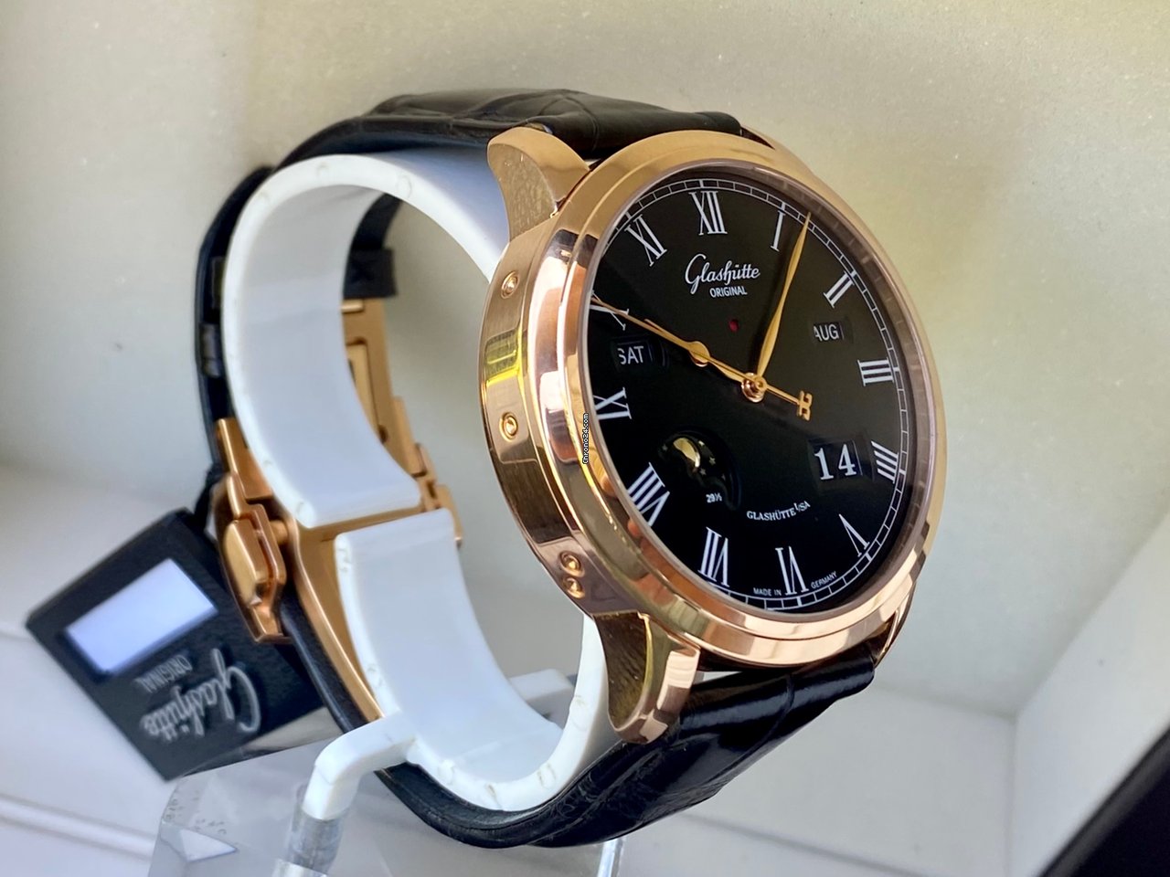 IMG_9081 Glashutte Original Senator Perpetual Calendar Mens watch Unisex Automatic Rose gold 100-02-25-05-05 Replica 4