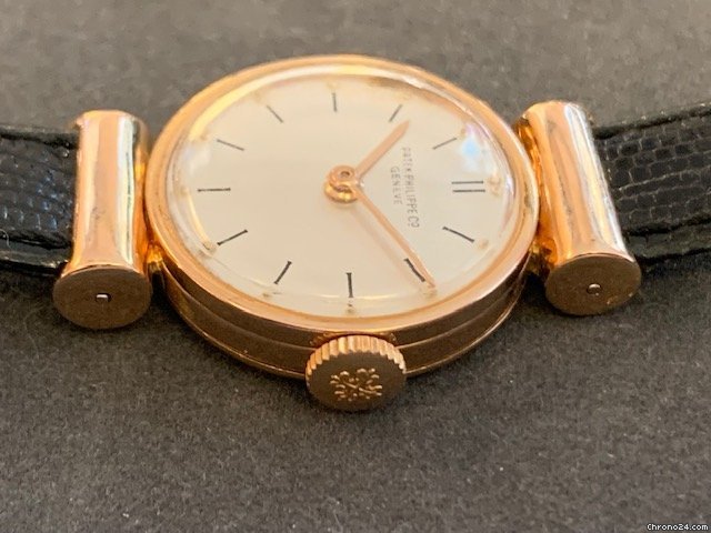 IMG_9081 Patek Philippe Vintage Womens watch Manual winding Yellow gold 143 Replica 4