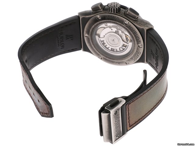 IMG_9081 Hublot Classic Fusion Chronograph Mens watch Unisex Automatic Titanium 521.NX.051B.VR.BER19 Replica 4