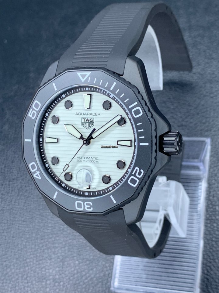 IMG_9081 TAG Heuer Aquaracer 300M Mens watch Unisex Automatic Steel WBP201D.FT6197 Replica 4