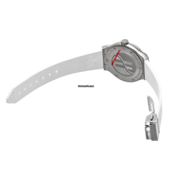 IMG_9081 Hublot Classic Fusion Quartz Womens watch Quartz Titanium 581.NE.2010.RW.1704 Replica 4
