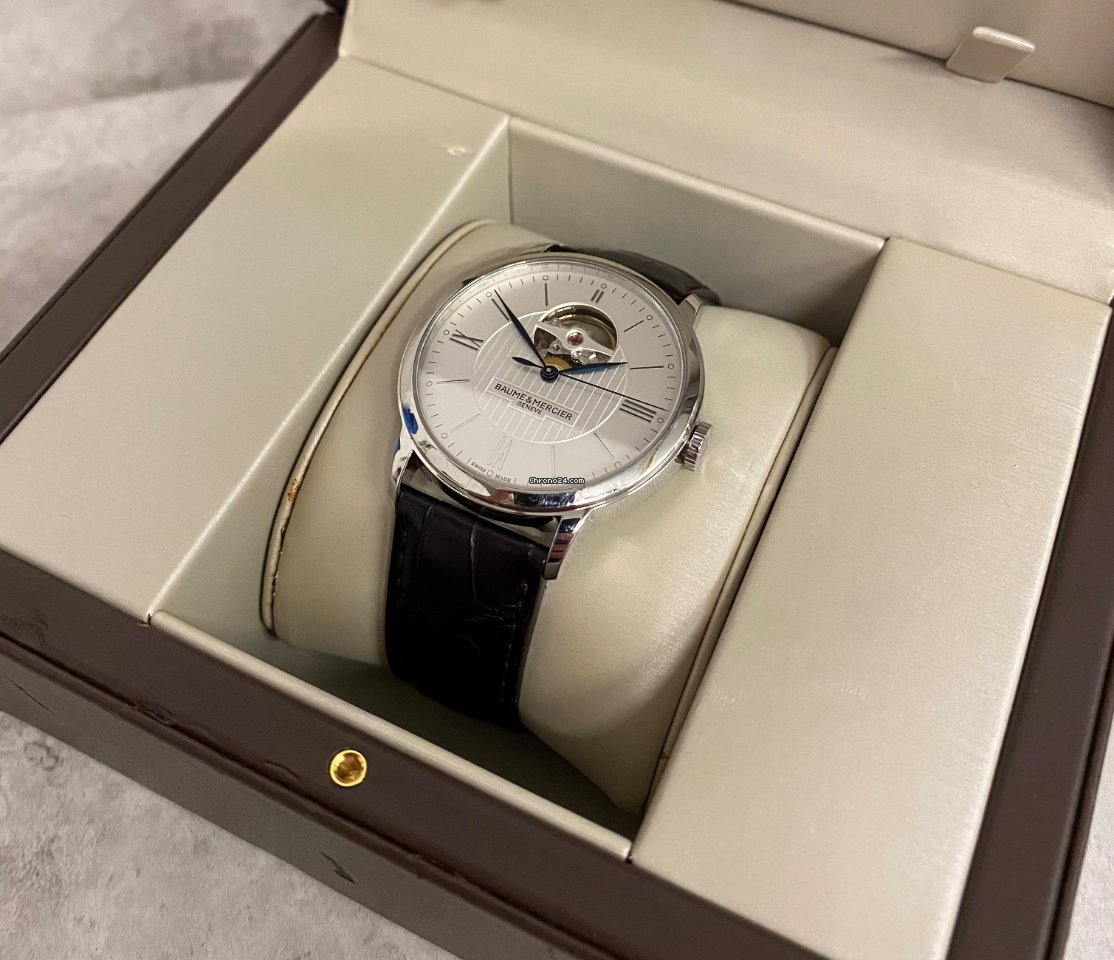 IMG_9081 Baume & Mercier Classima Mens watch Unisex Automatic Silver MOA10275 Replica 4