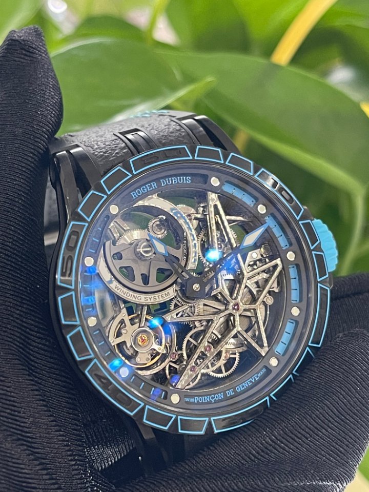 Roger Dubuis Excalibur Mens watch Unisex Automatic Titanium RDDBEX0746 Replica 4