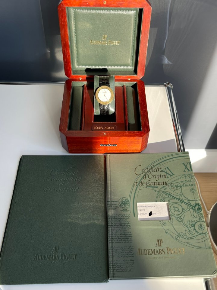 IMG_9081 Audemars Piguet Mens watch Unisex Manual winding Yellow gold 14988ba 009 03 Replica 4