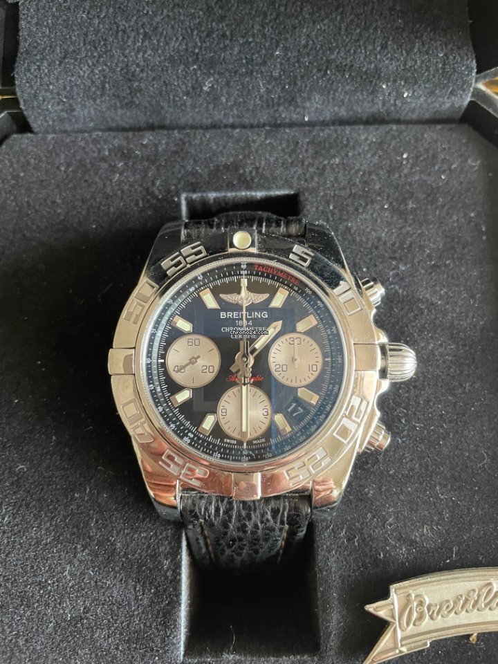 Breitling Chronomat 41 Mens watch Unisex Automatic Steel AB014012 C830 Replica 4