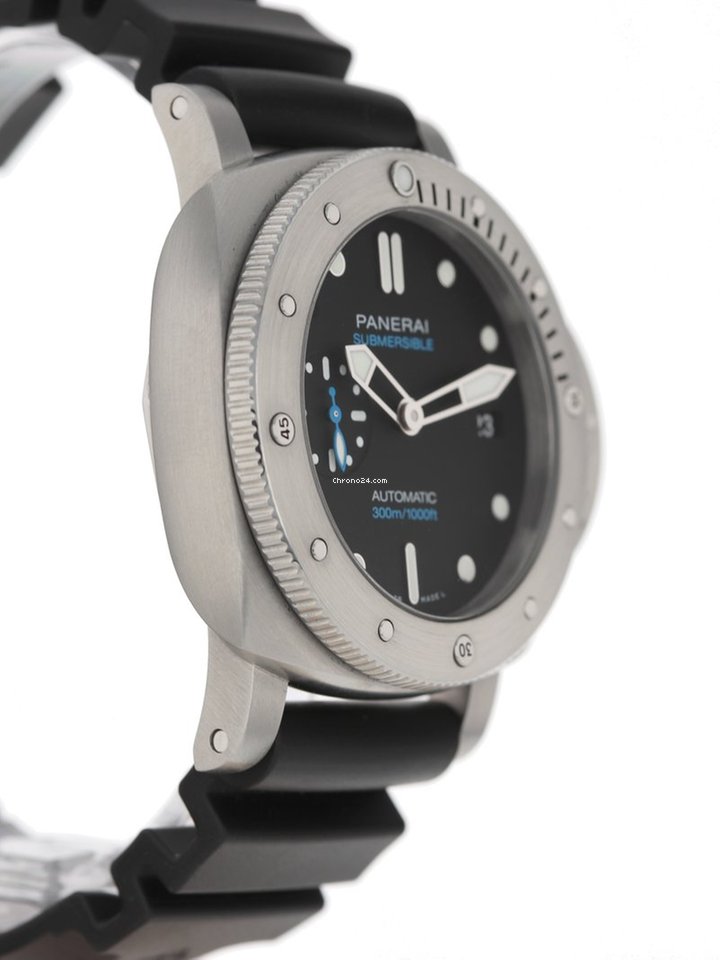 Panerai Luminor Submersible Steel PAM 973 Replica 4