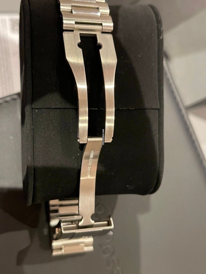 IMG_9081 Bell & Ross BR V2 Mens watch Unisex Automatic Steel BRV292-BU-G-ST SST Replica 4