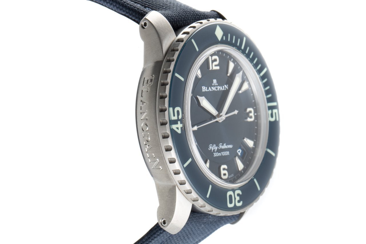 IMG_9081 Blancpain Fifty Fathoms Mens watch Unisex Automatic Titanium 5015 12B40 052A Replica 4