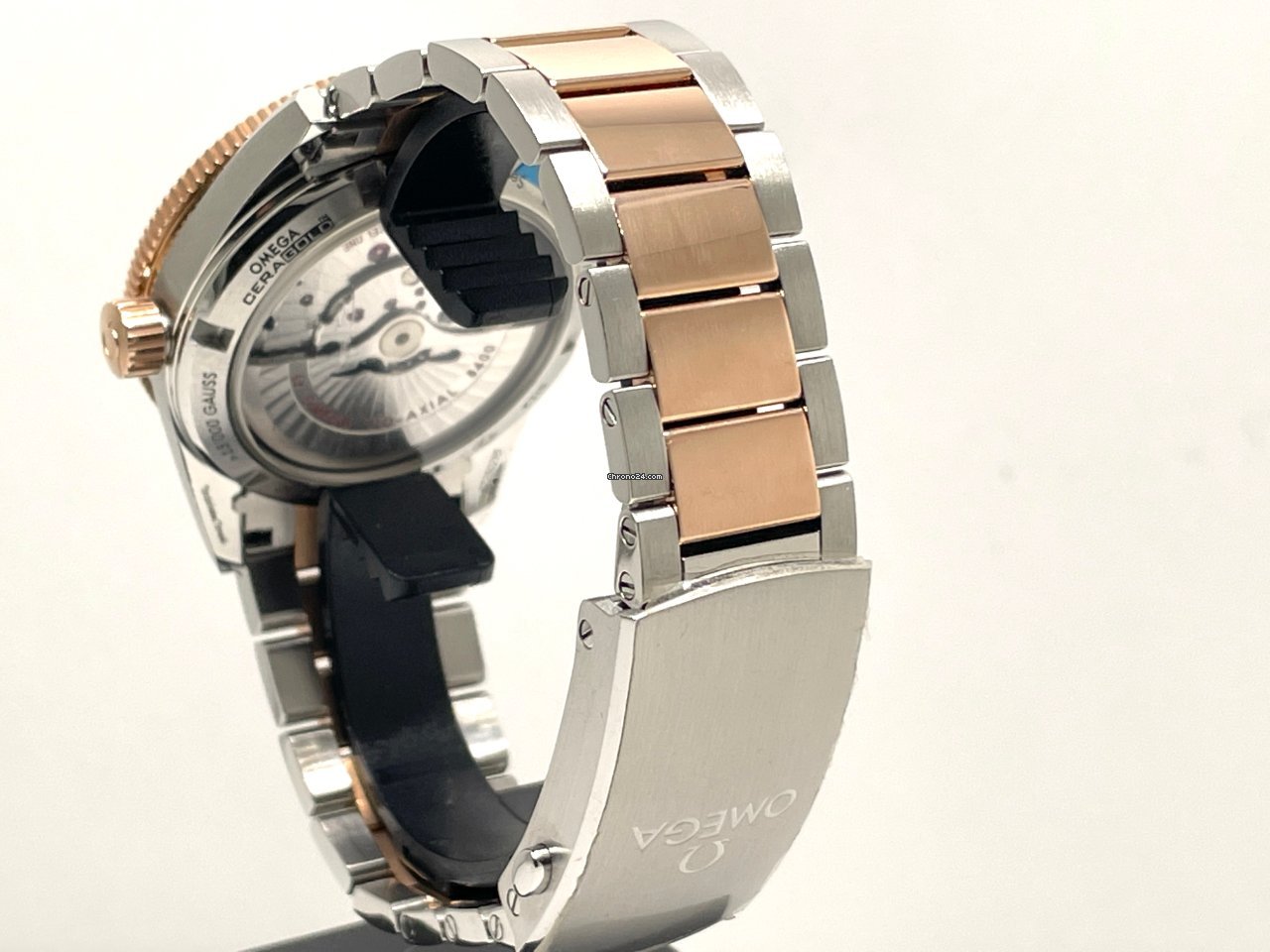 Omega Seamaster 300 Automatic Gold Steel 2332041210100 Replica 4