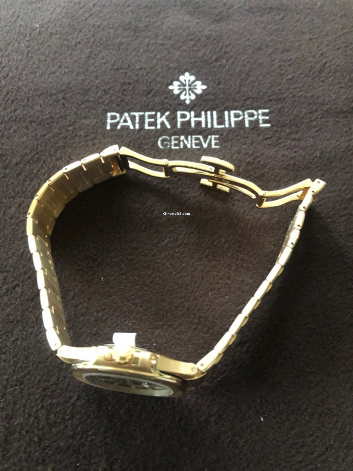 IMG_9081 Patek Philippe Nautilus Womens watch Quartz Rose gold 7011 1R-010 Replica 4