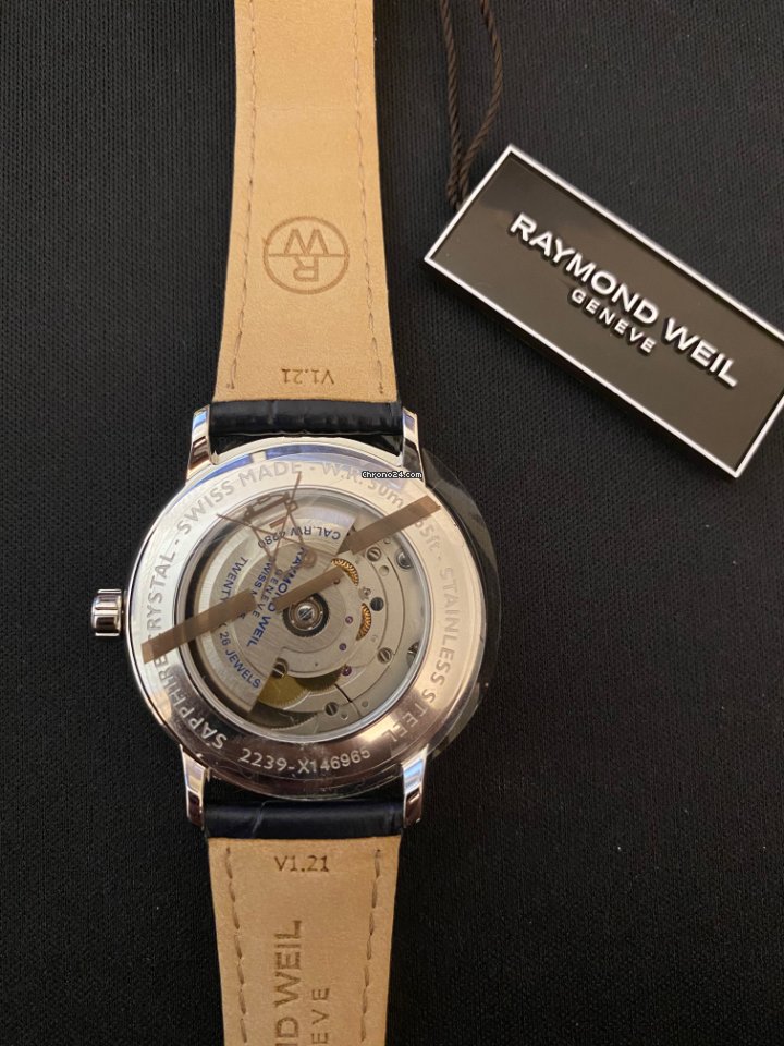 IMG_9081 Raymond Weil Maestro Mens watch Unisex Automatic Steel 2339-STK-00659 Replica 4
